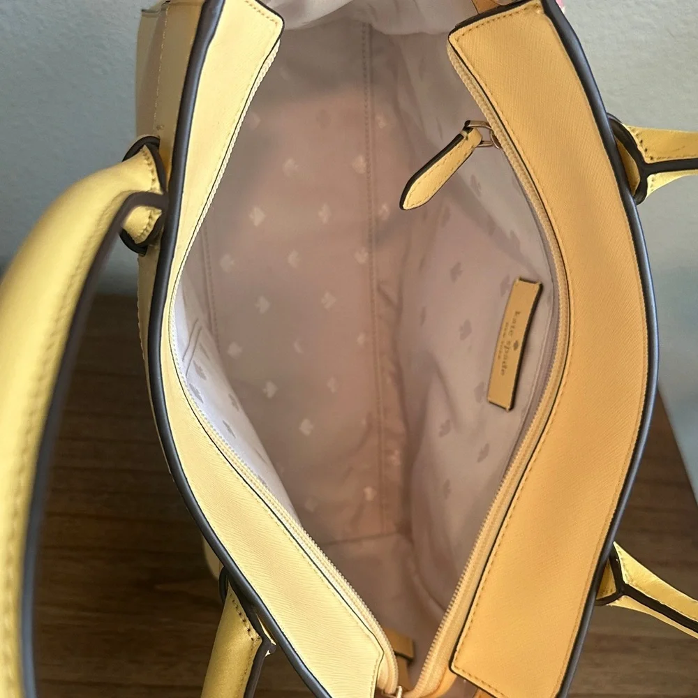 Kate Spade New York Melanie Satchel - Like New! - Picture 3 of 12